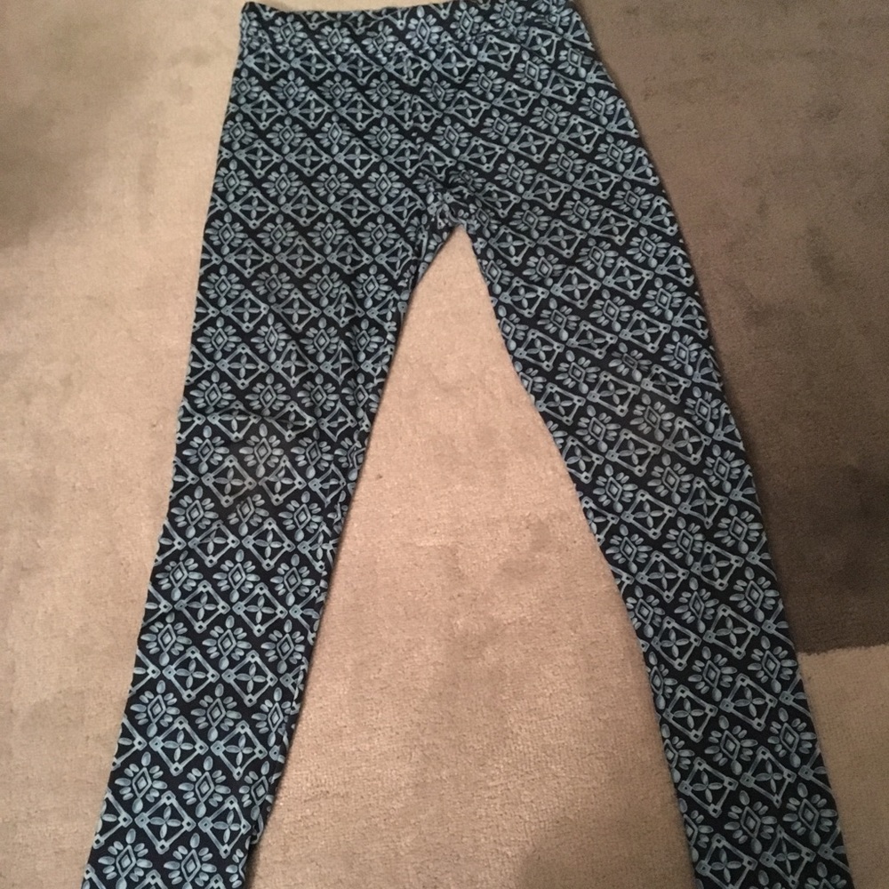 Blue leggings